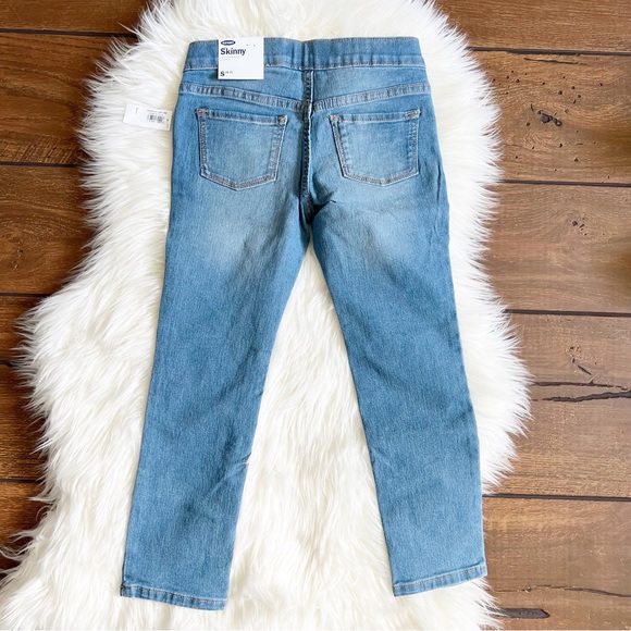 NWT Old Navy Pull On Skinny Jeans - Picture 2 of 2